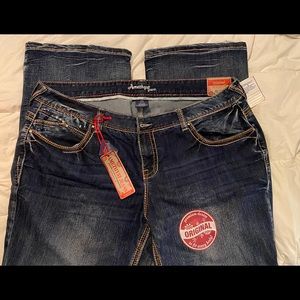 Amethyst Jeans, size 22. Brand new